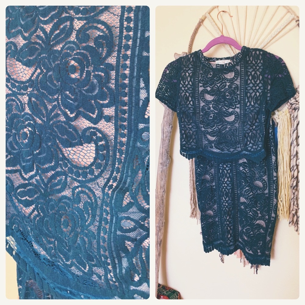 Love Fire-Green Lace Skirt Two-Piece-Size: S/P - Picture 2 of 8